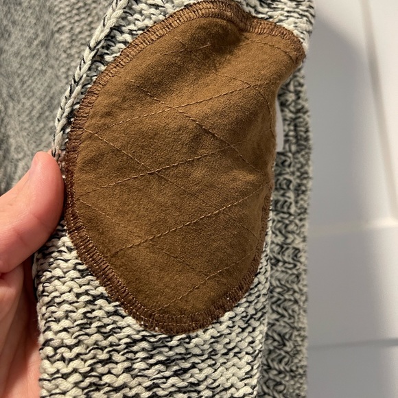 Stitch Fix RetroD Morrison Elbow Patch Pullover Sweater - Picture 5 of 6